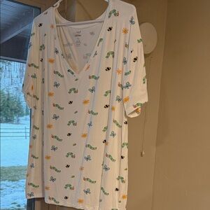 Womens kyte baby v neck shirt